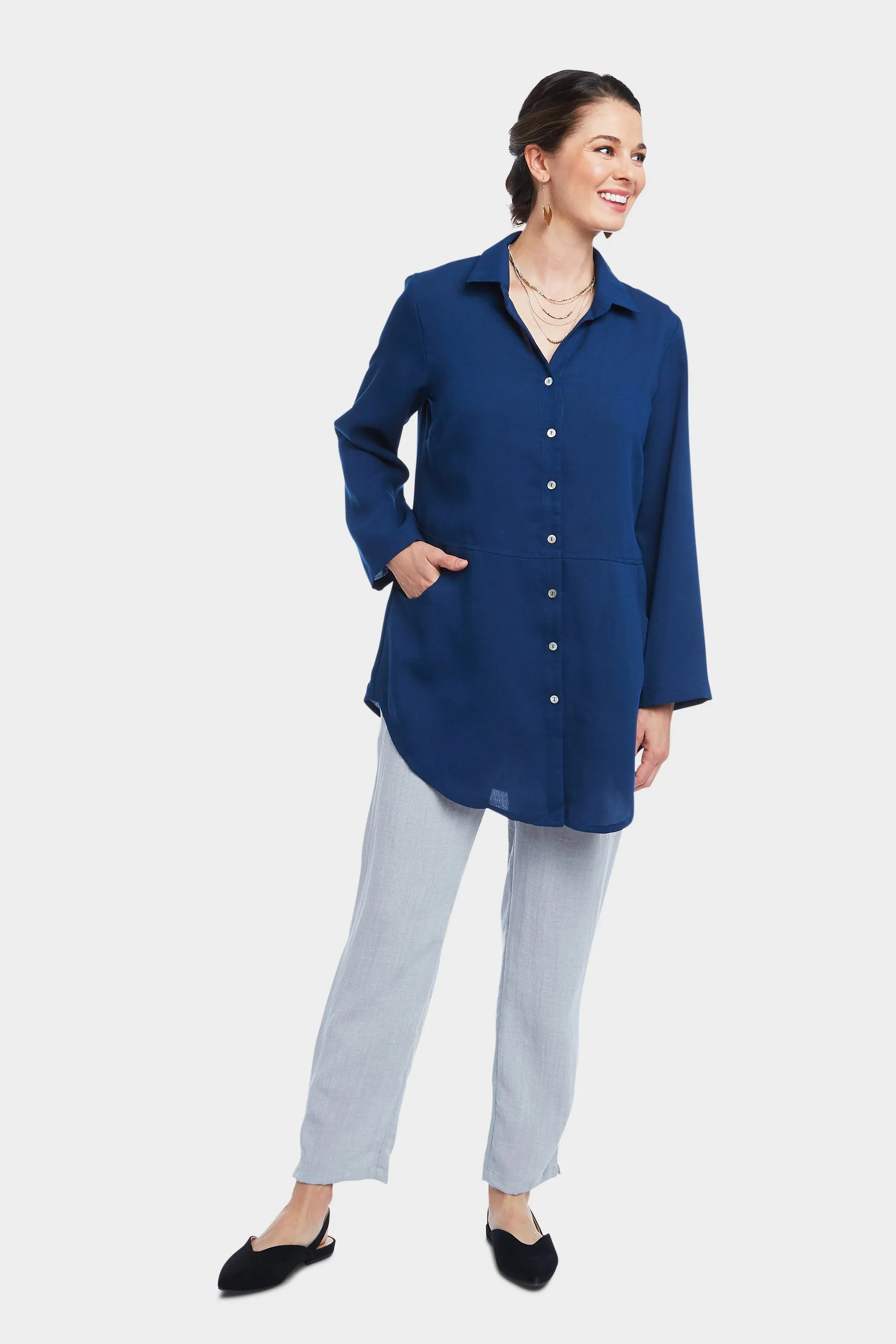 AA230 - Angela Scoop Pocket Linen Tunic