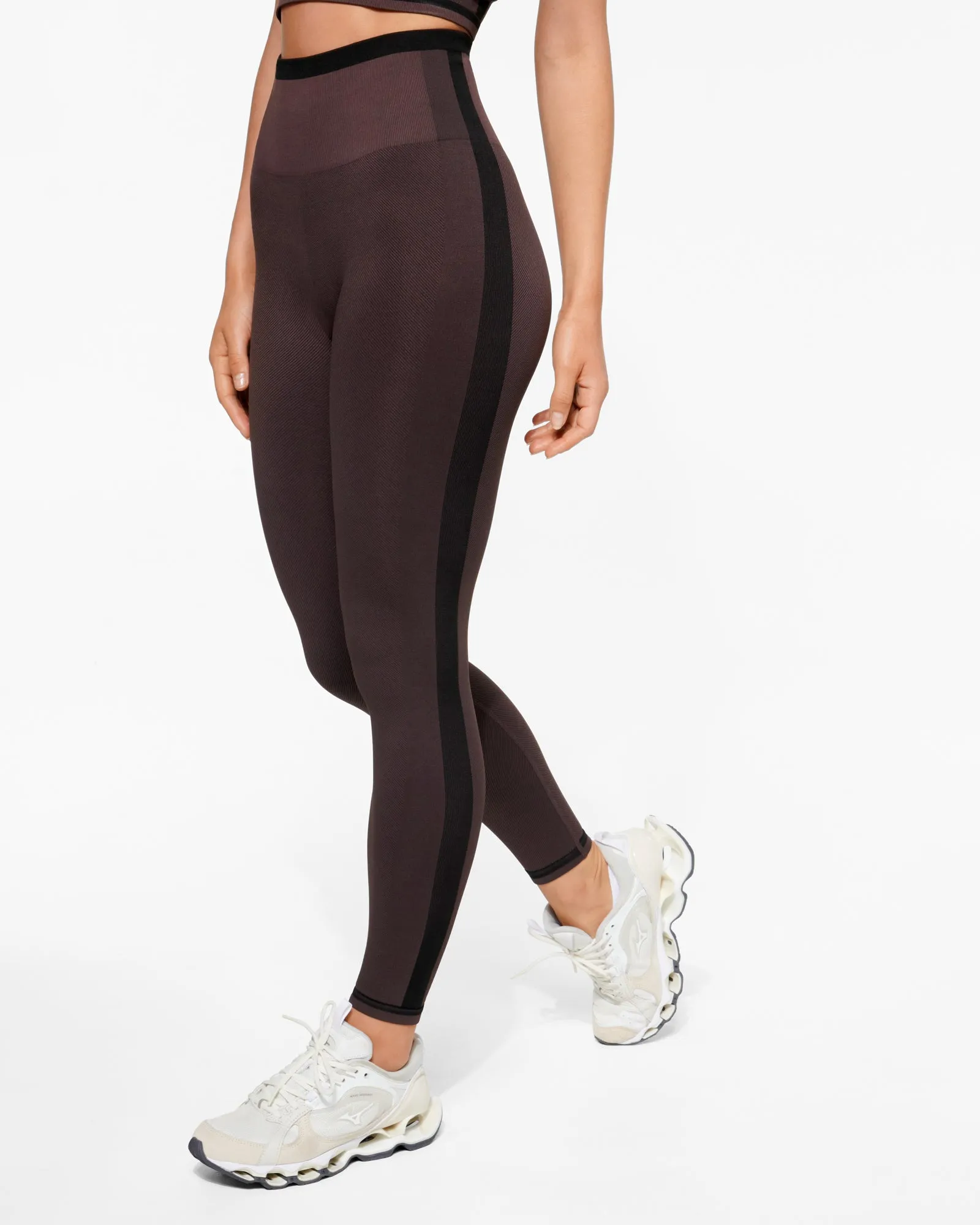 AERIAL SEAMLESS FULL LENGTH LEGGING RAISIN