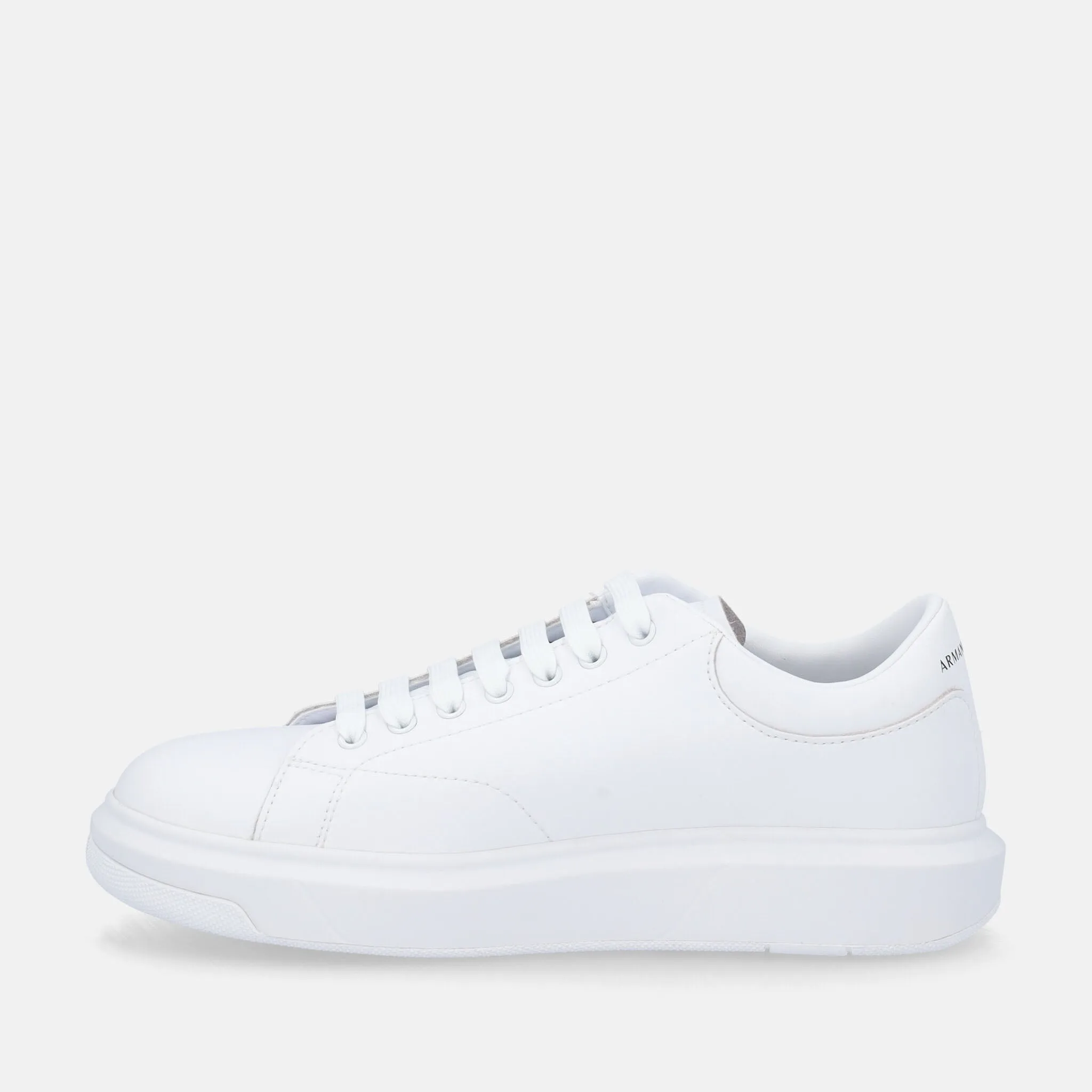 ARMANI EXCHANGE Sneakers