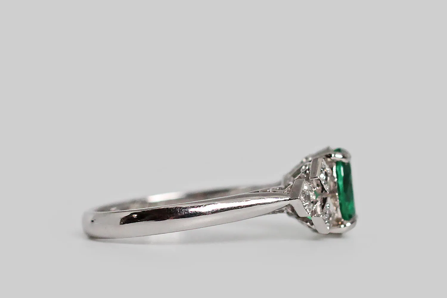 Art Deco Era Emerald & Diamond Engagement Ring with Geometric Epaulettes in Platinum