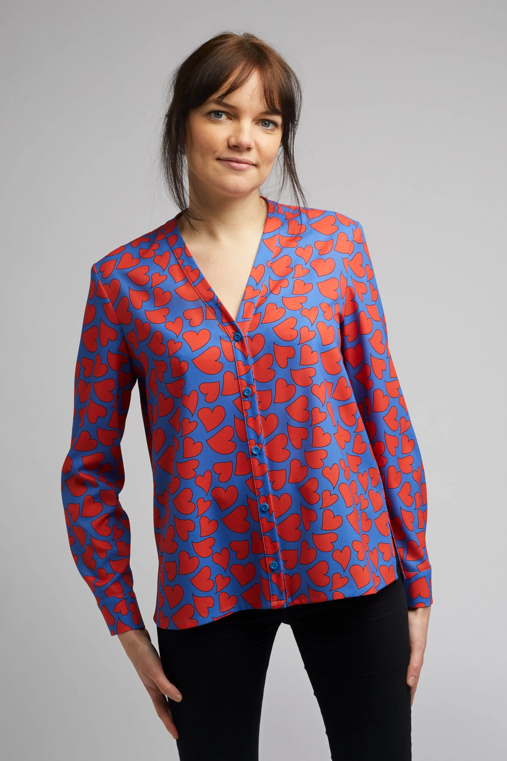 Band Collar Shirt in Heart Print