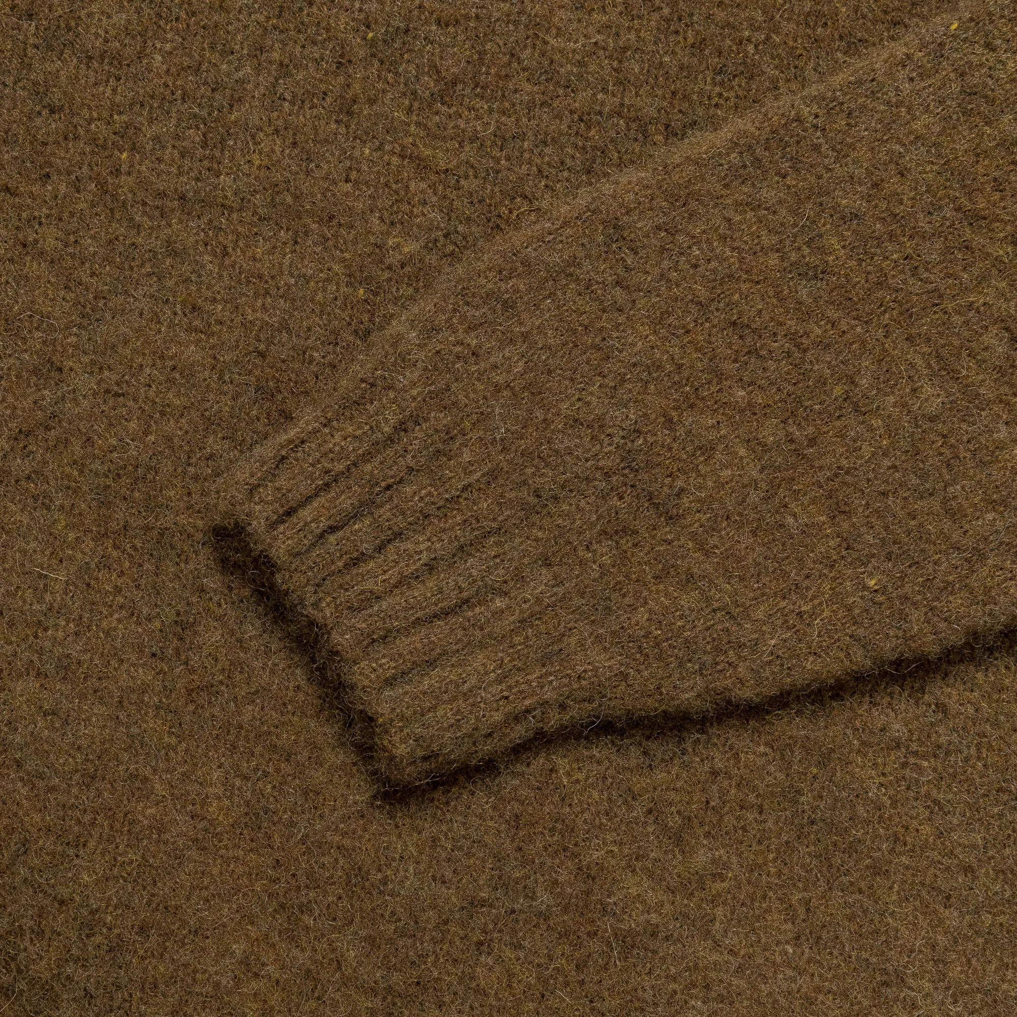 Birnir Brushed Lambswool Sweater - Dark Olive