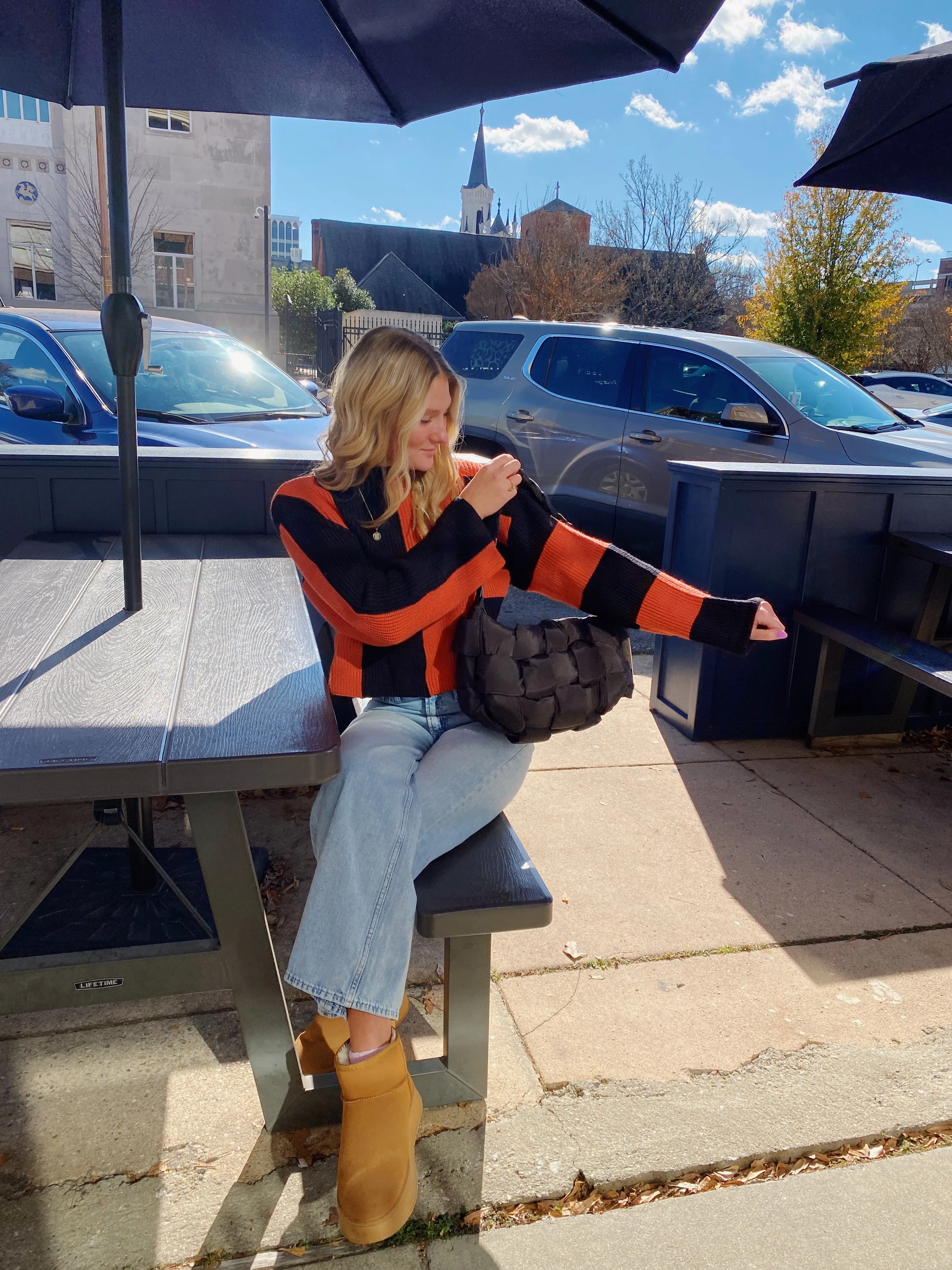 BLACK & RUST STRIPED SWEATER