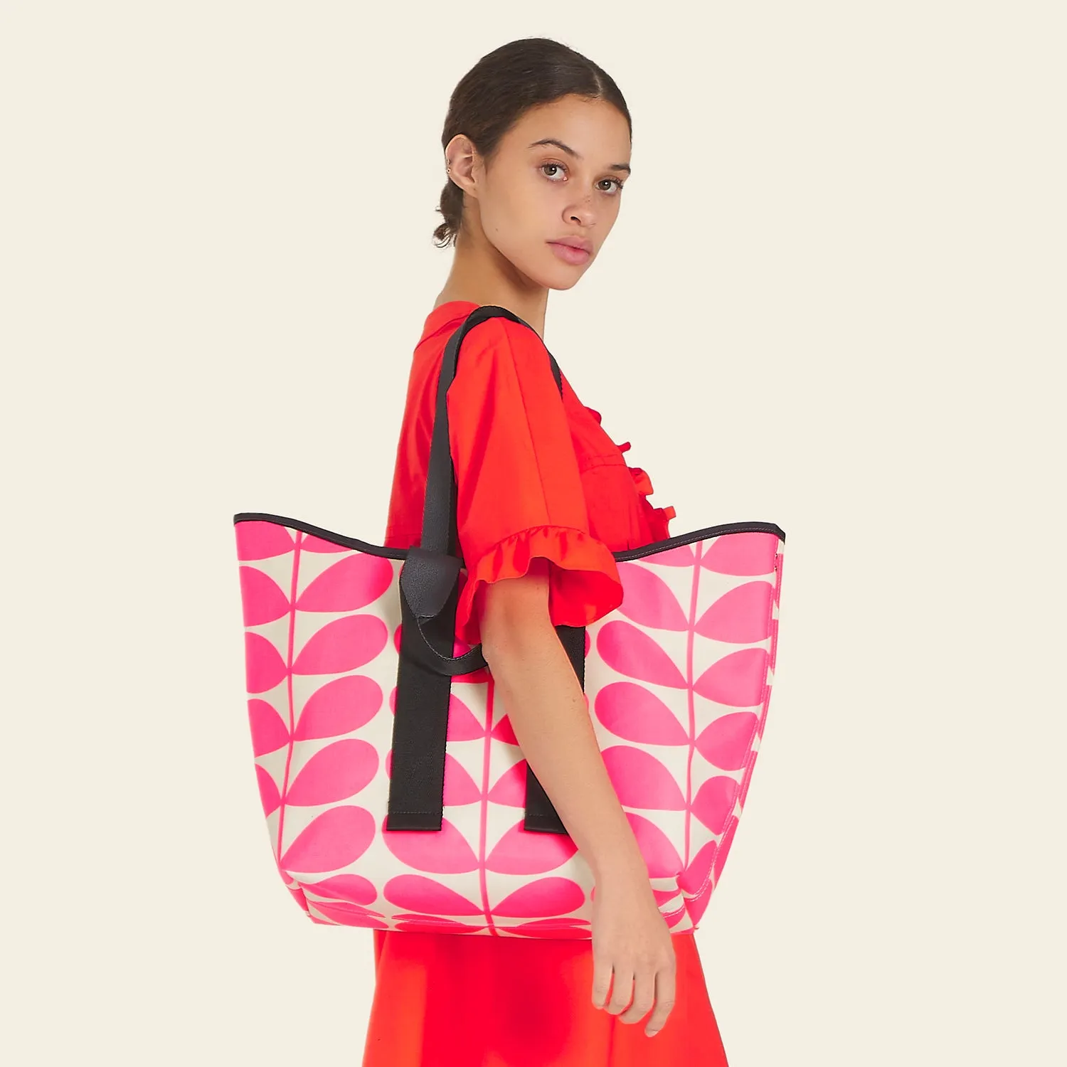 Carryall Large Tote - Neon Pink