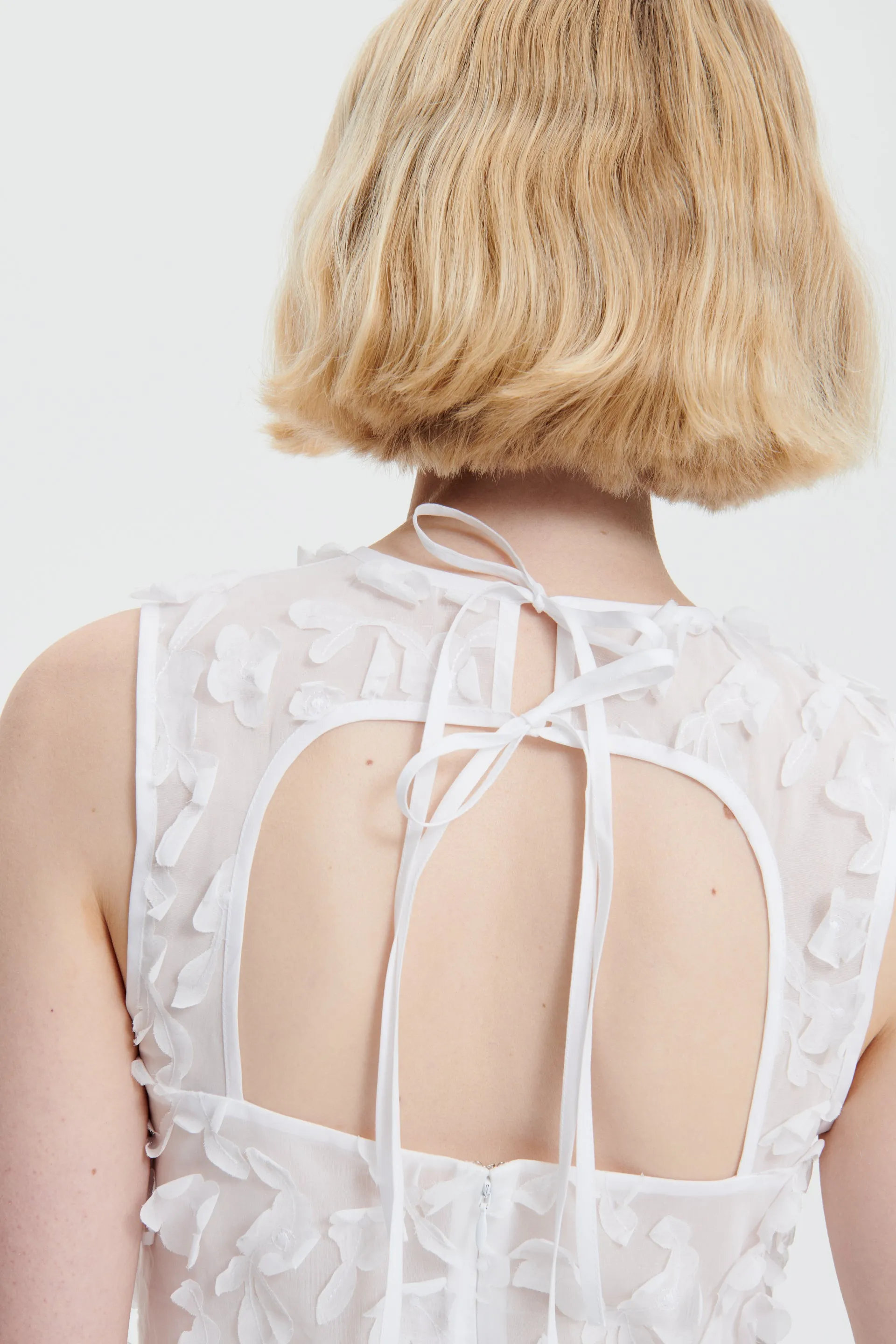 GINE | DRESS VIOLA EMBROIDERY WHITE