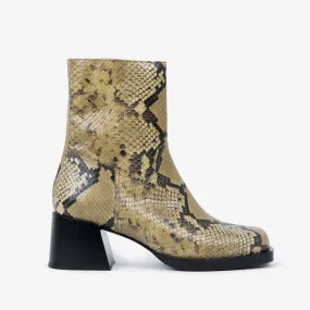 Joan Boot Salvia Python