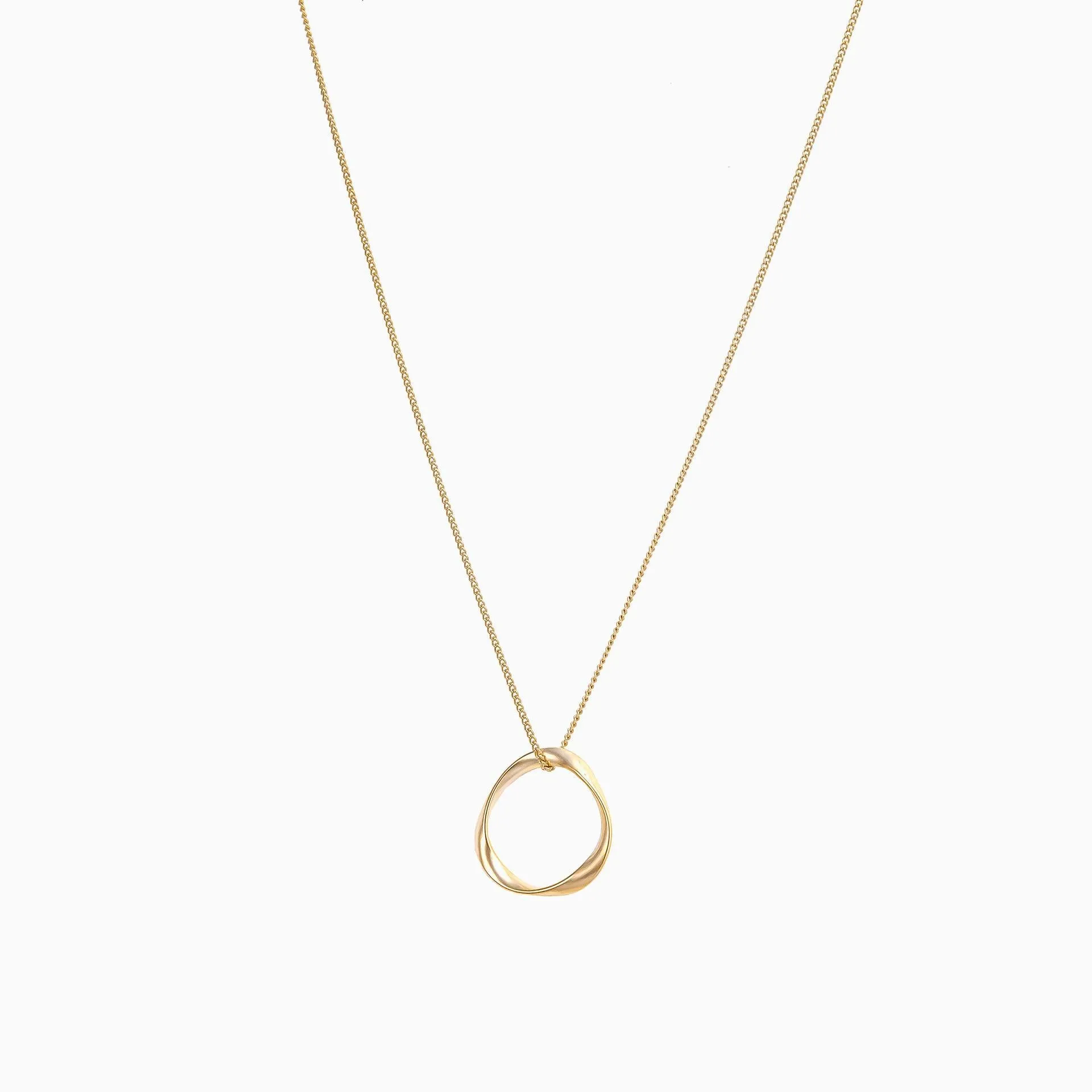 Marianne Circle Necklace