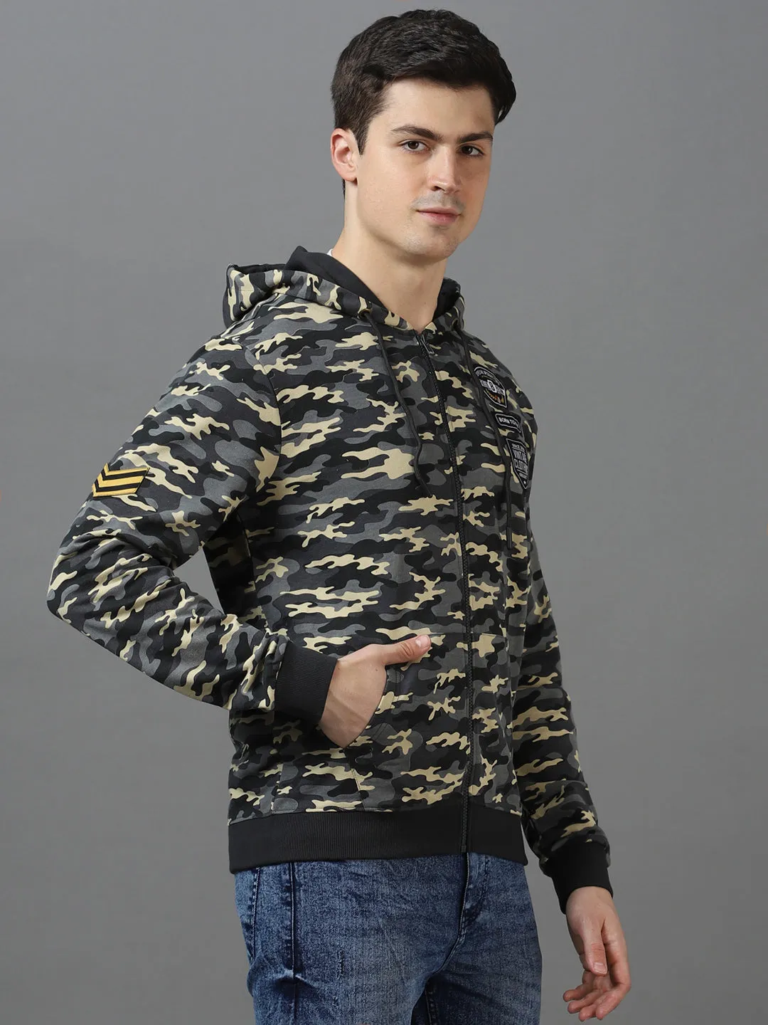 Men's Grey Cotton Camouflage Printed Hooded Neck Sweatshirt