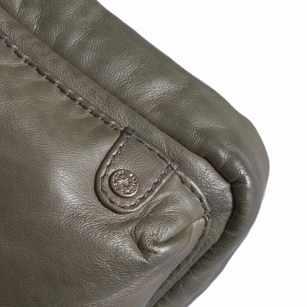 Mobile bag in delicious leather quality / 15818 - Army Green