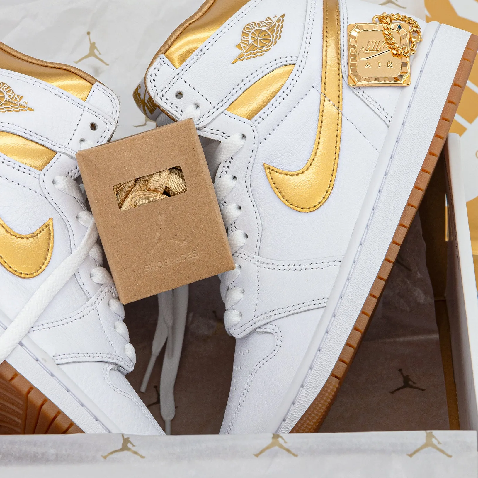 Nike Women's Air Jordan 1 Retro High OG "White and Gold" "Metallic Gold" FD2596-107